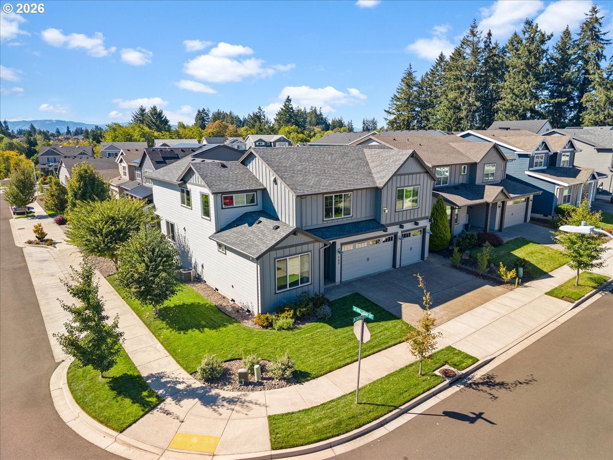 703 N 34TH TER