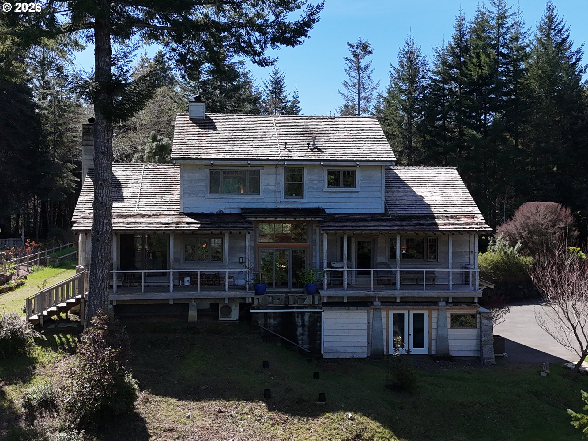 97137 N BANK ROGUE RIVER RD