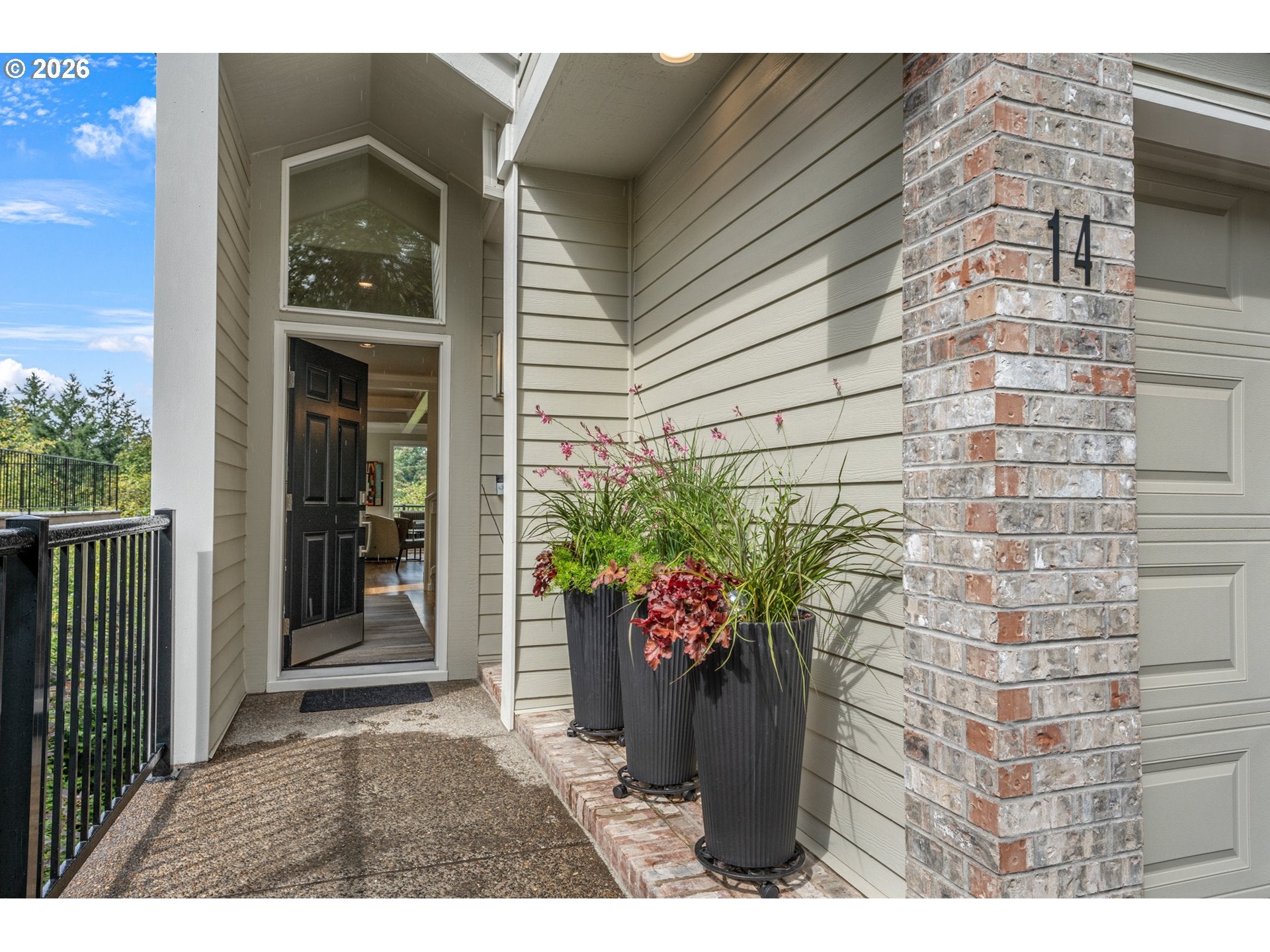14 NORTHVIEW CT