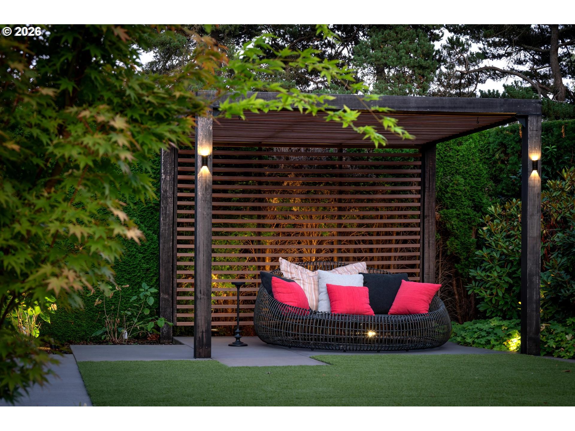 2878 NW CUMBERLAND RD