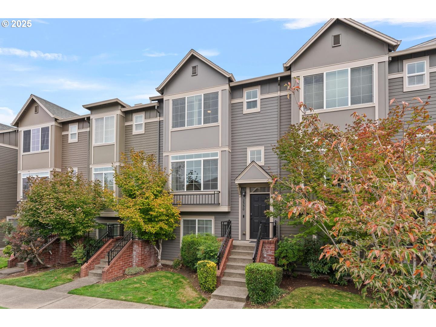 2350 NW OAK KNOLL PL
