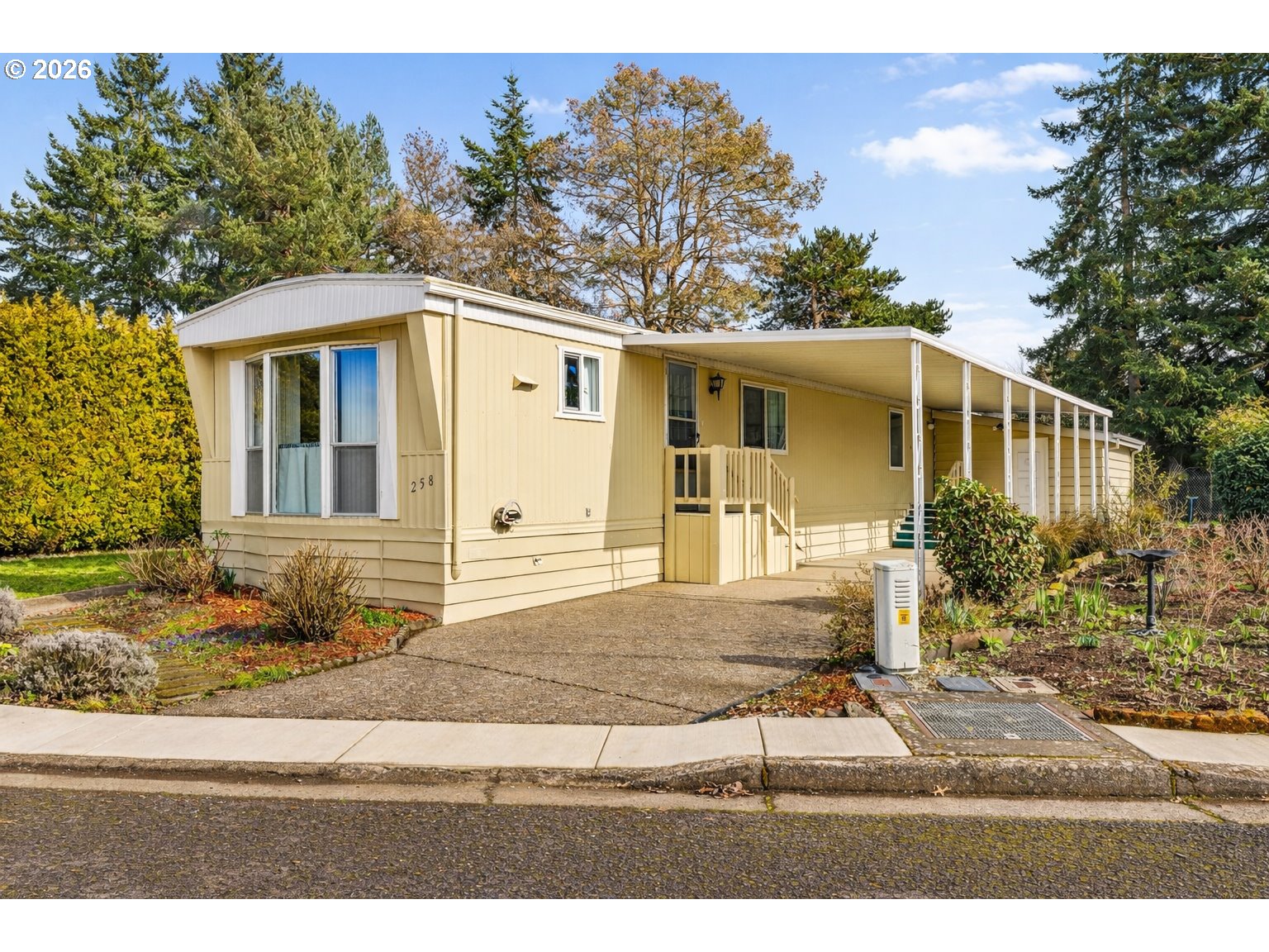Photo 1 of 33 — 1199 N TERRY ST 258, Eugene, OR 97402