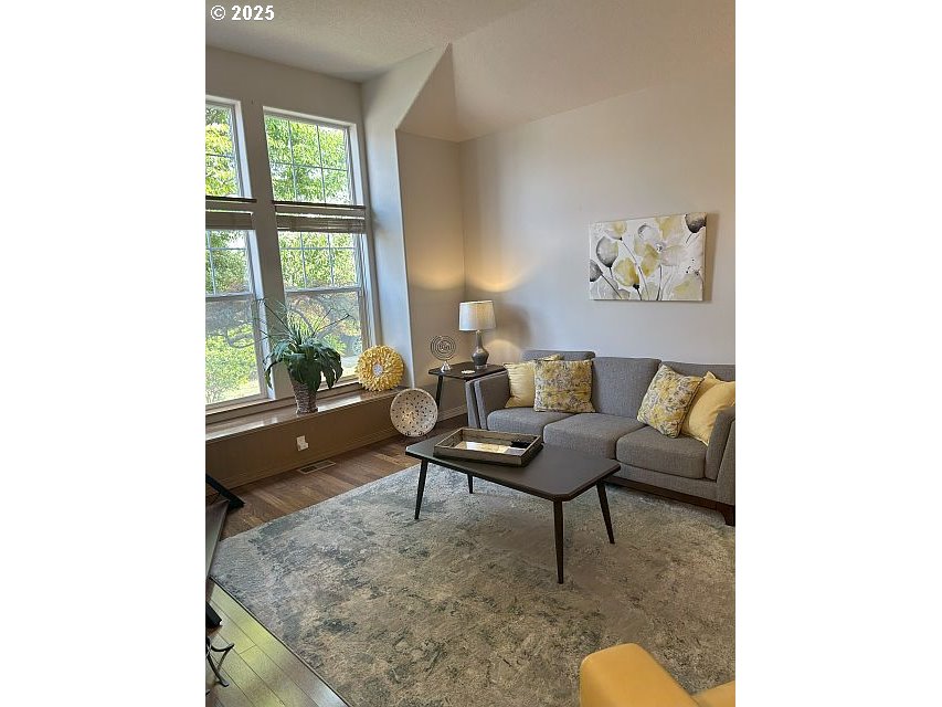 30777 SW KENSINGTON DR