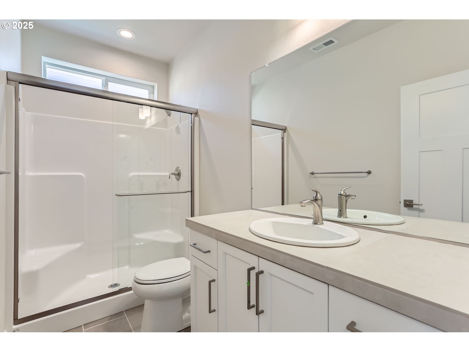 Sherwood, Oregon 97140, United States, 5 Bedrooms Bedrooms, ,3 BathroomsBathrooms,Residential,Active,47057