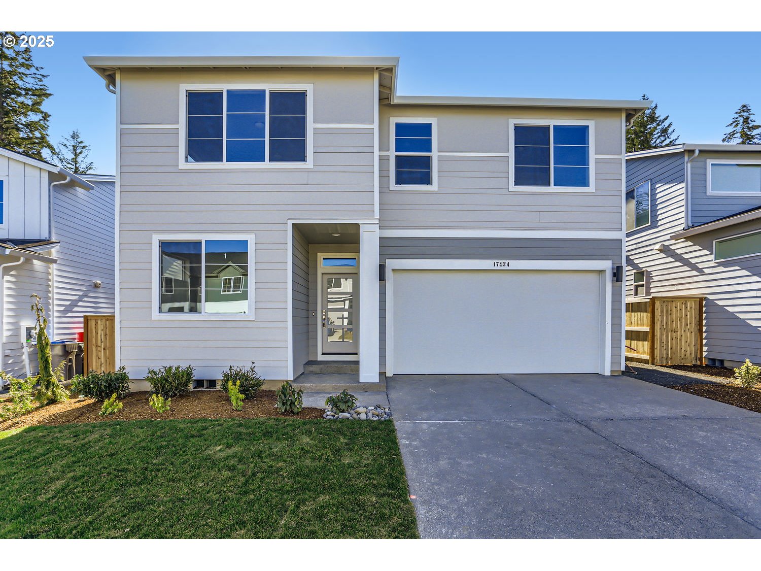 Sherwood, Oregon 97140, United States, 5 Bedrooms Bedrooms, ,3 BathroomsBathrooms,Residential,Active,47057