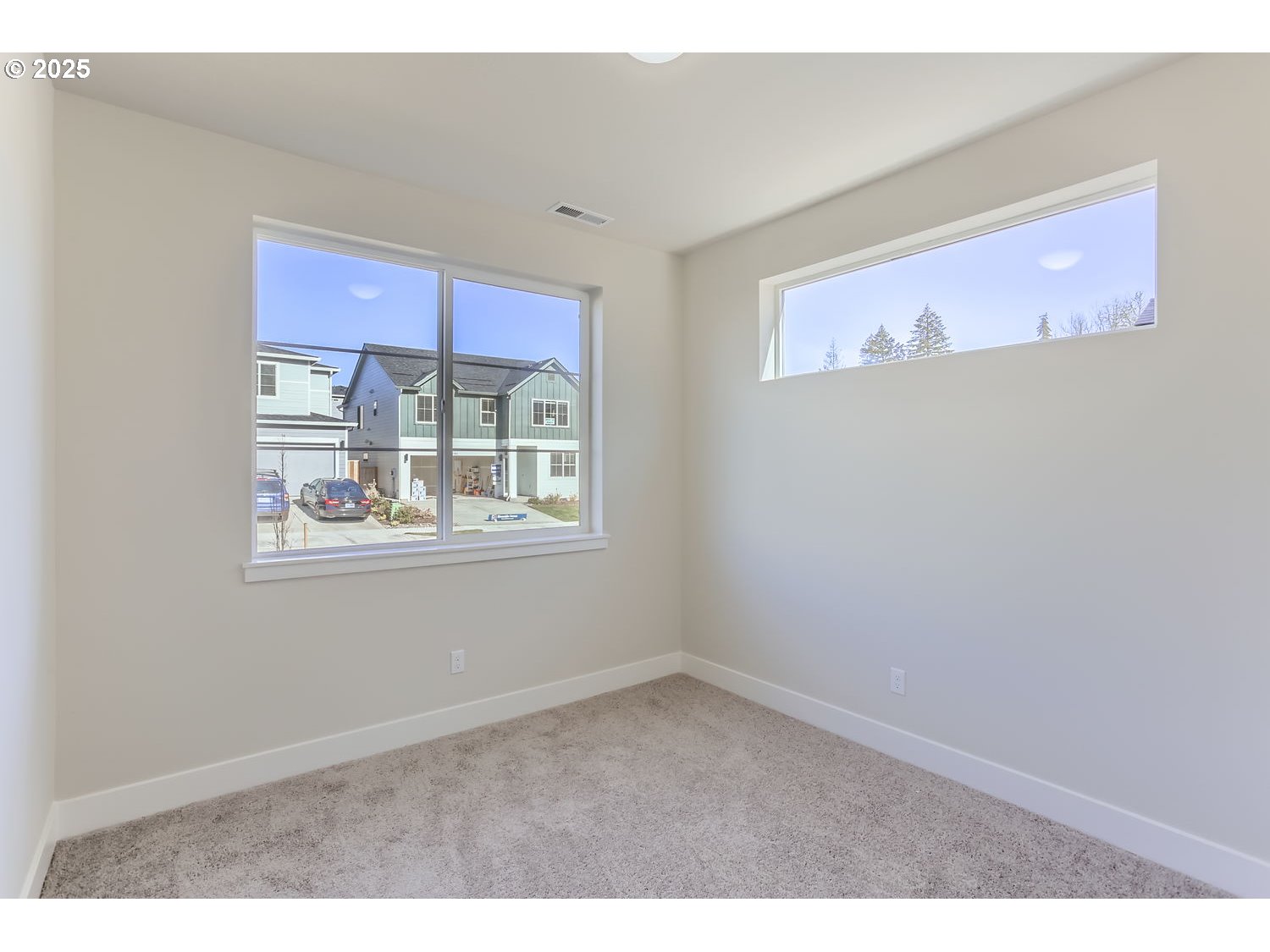 Sherwood, Oregon 97140, United States, 5 Bedrooms Bedrooms, ,3 BathroomsBathrooms,Residential,Active,47057