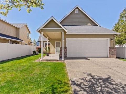 608 SE 15TH AVE Battle Ground WA 98604