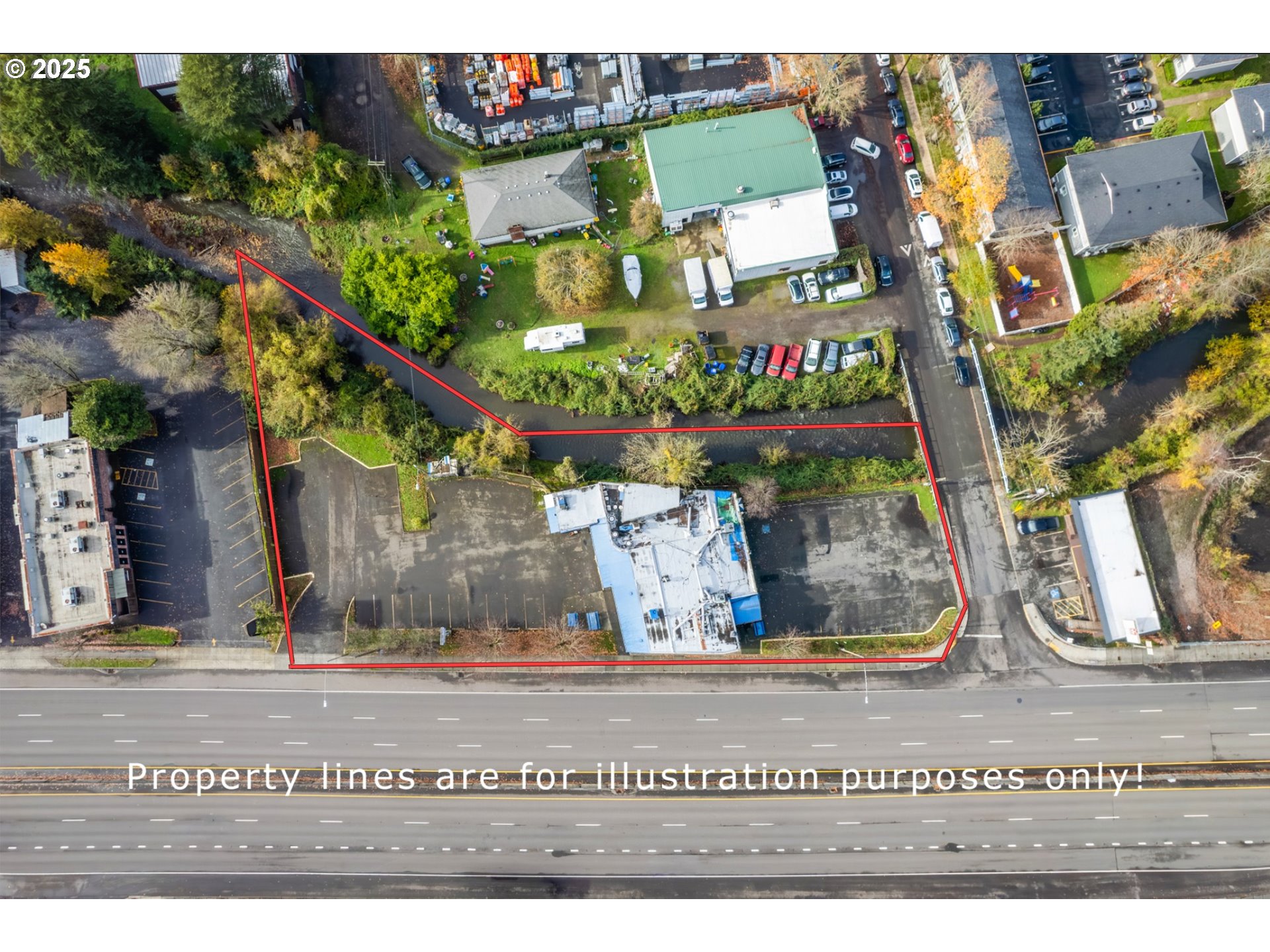 8325 SE MCLOUGHLIN BLVD