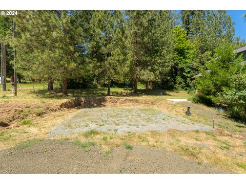 A home in Myrtle Creek