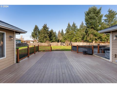 A home in Roseburg