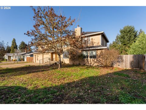 A home in Roseburg