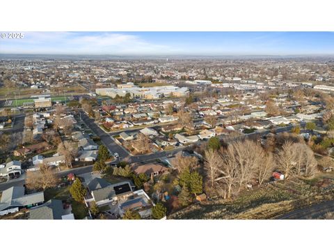 A home in Hermiston