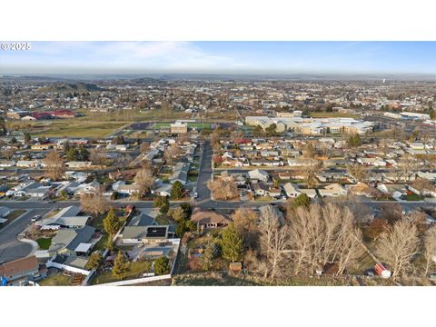 A home in Hermiston