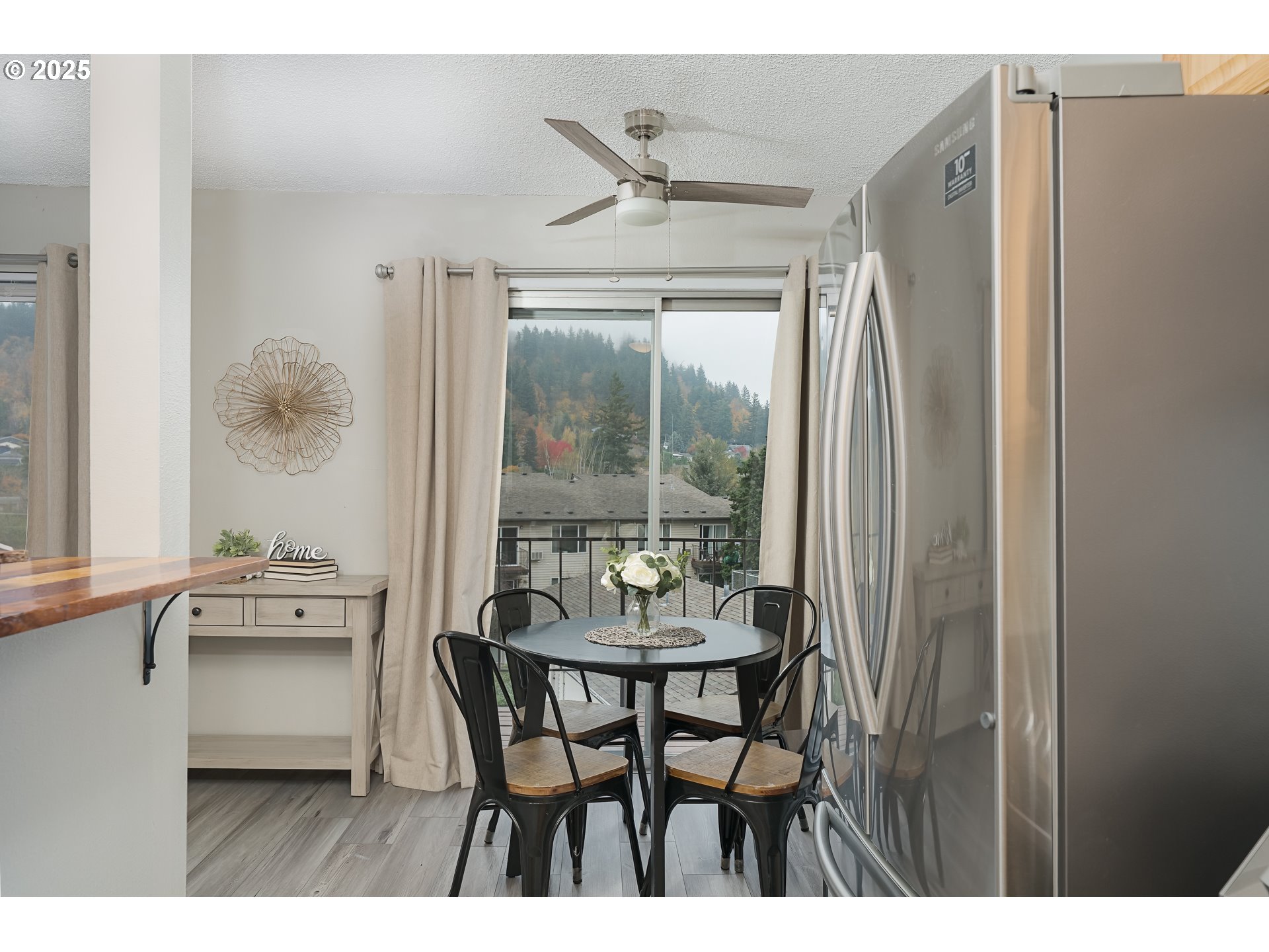 200 SW FLORENCE AVE D12