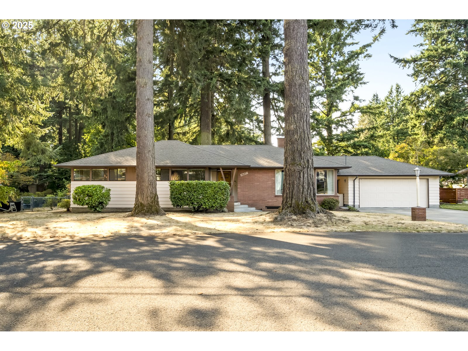 1607 NE 142ND AVE