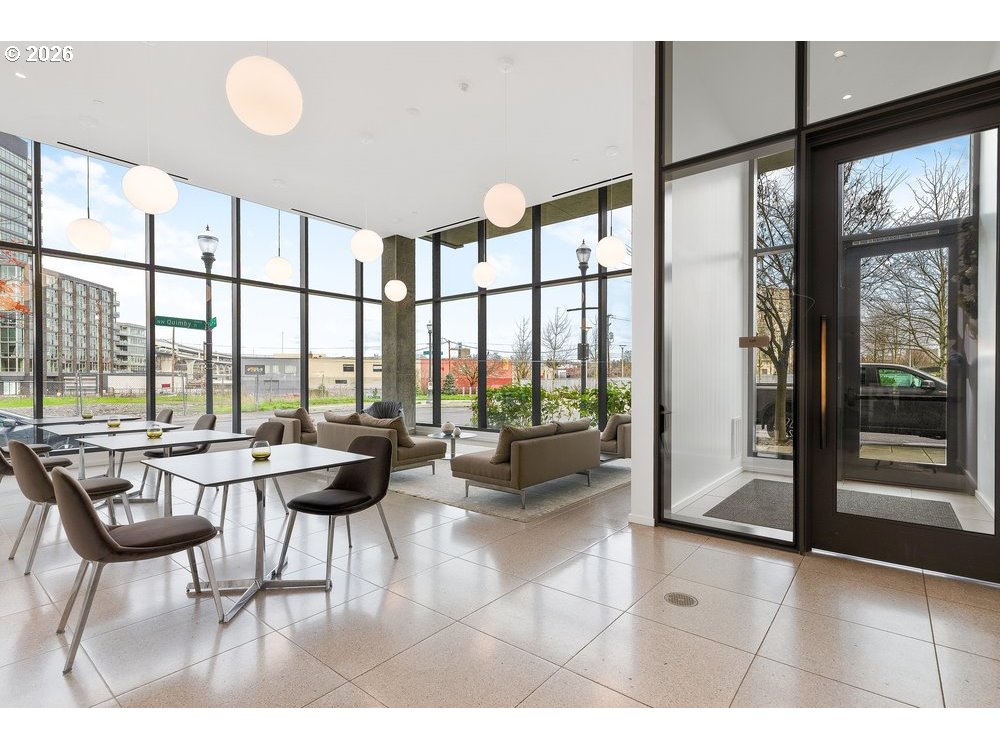 1150 NW QUIMBY ST 326