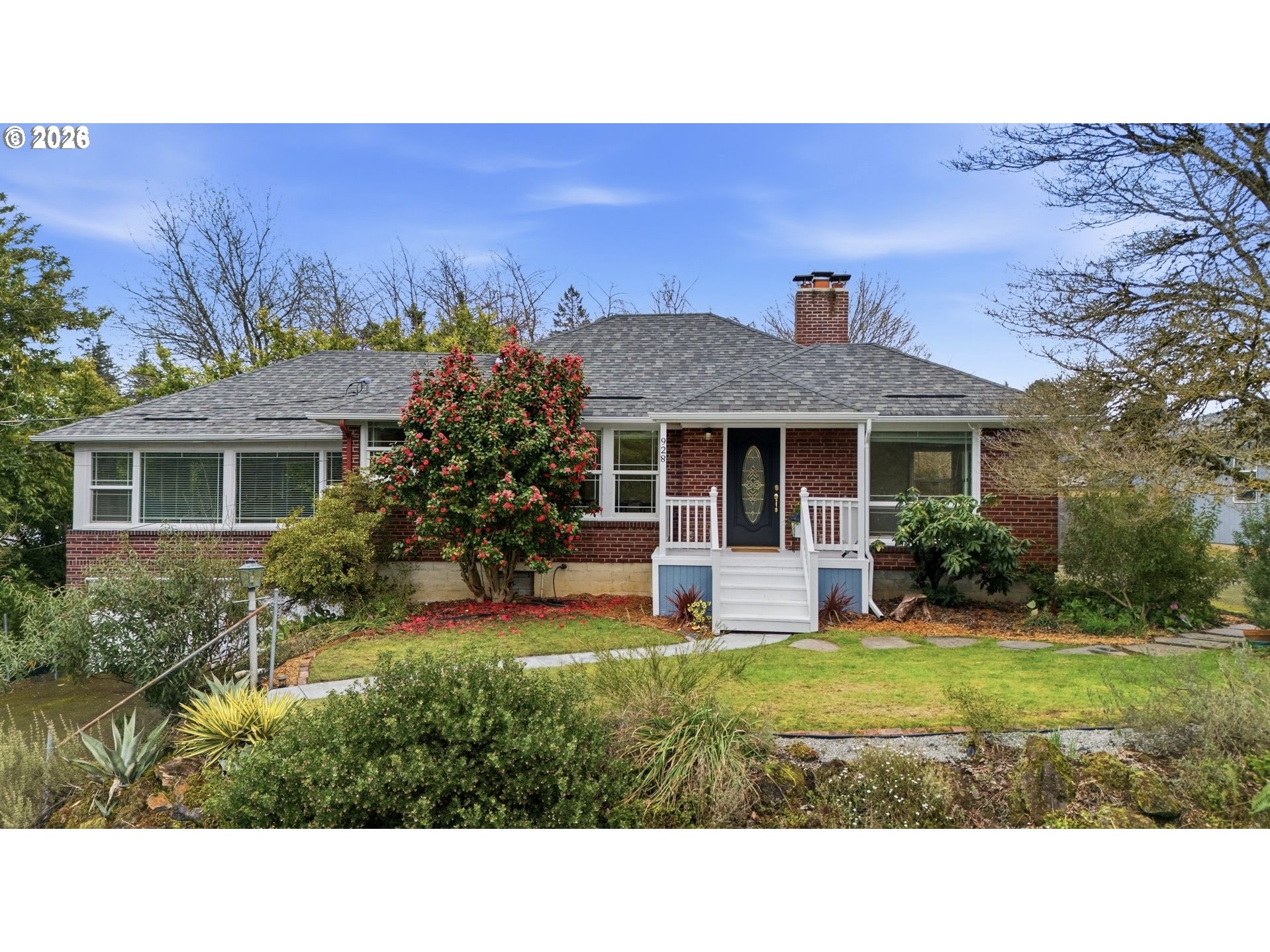 Photo 1 of 29 — 928 9TH ST, Washougal, WA 98671