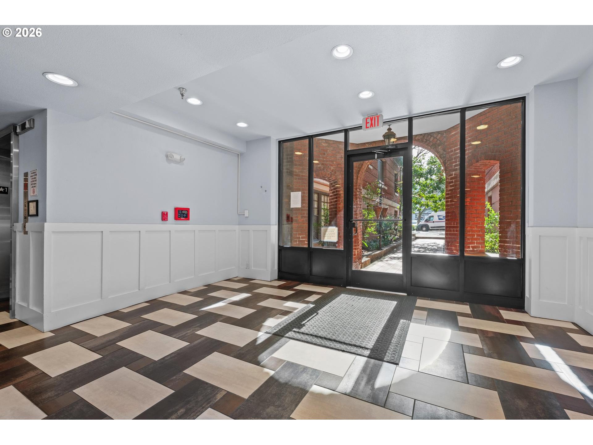 1829 NW LOVEJOY ST 305