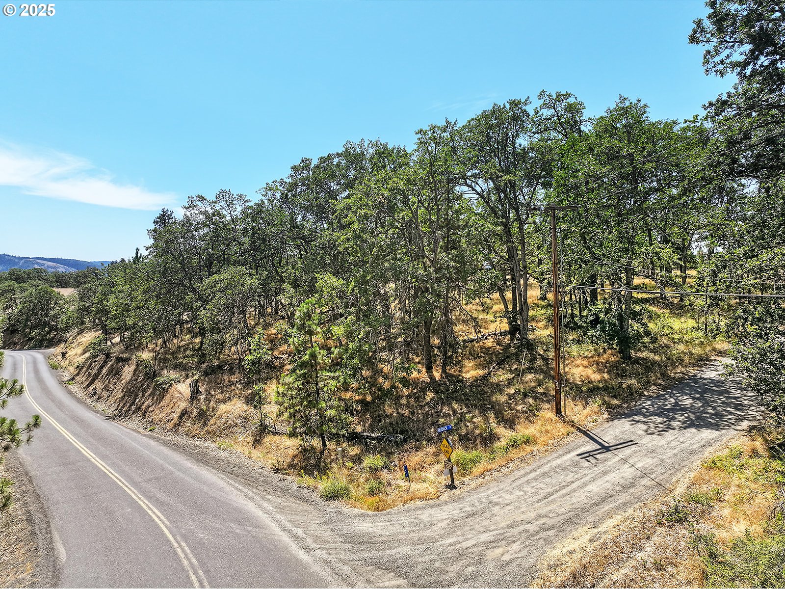 4 MURDOCK RD
