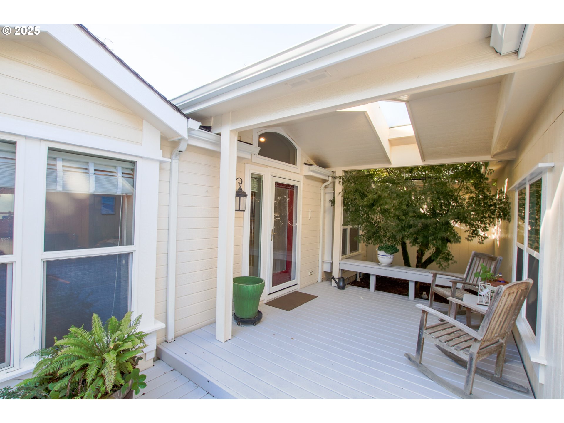 904 LILLIE CIRCLE CT