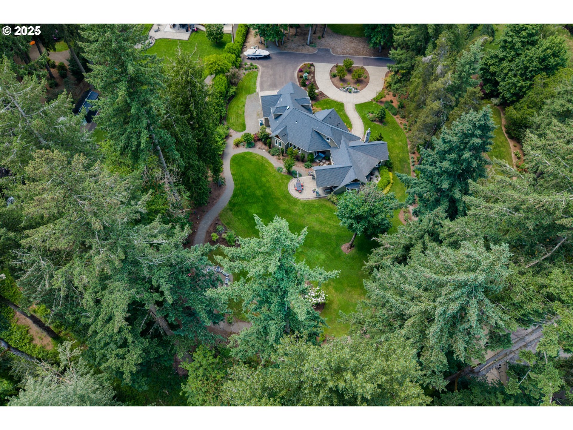 31678 SW ISLE WAY LN