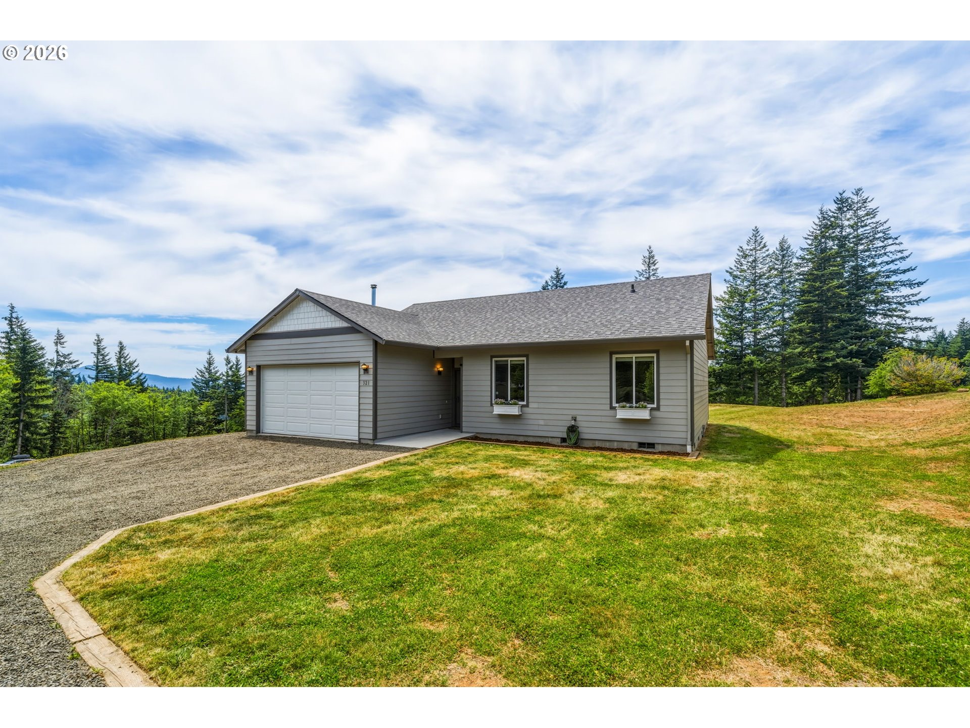 321 HELENS LN