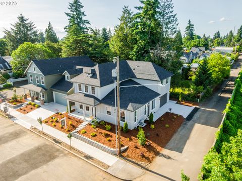 904 E 30TH ST Vancouver WA 98663