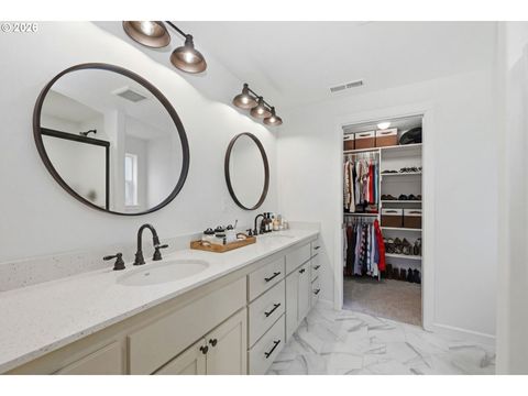 Tiny photo for 332 Owens Way, Creswell, OR 97426 (MLS # 354280349)