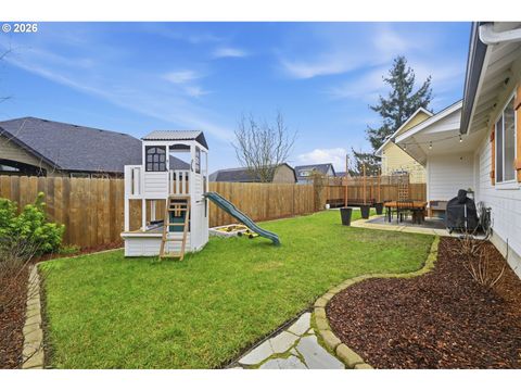 Tiny photo for 332 Owens Way, Creswell, OR 97426 (MLS # 354280349)