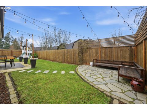 Tiny photo for 332 Owens Way, Creswell, OR 97426 (MLS # 354280349)