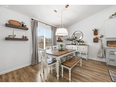 Tiny photo for 332 Owens Way, Creswell, OR 97426 (MLS # 354280349)