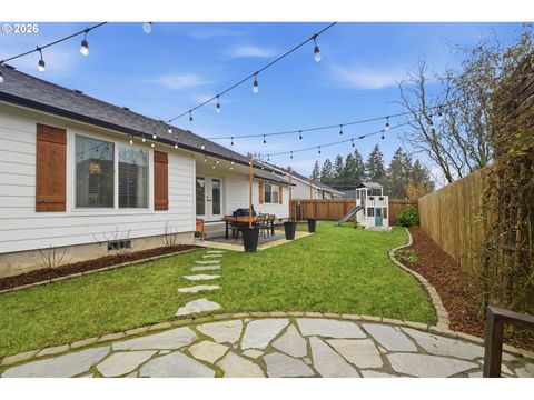 Tiny photo for 332 Owens Way, Creswell, OR 97426 (MLS # 354280349)