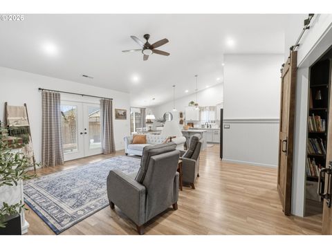 Tiny photo for 332 Owens Way, Creswell, OR 97426 (MLS # 354280349)