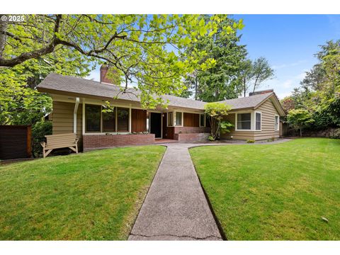 1228 11TH ST Astoria OR 97103