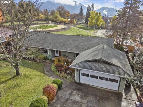 A home in Grants Pass