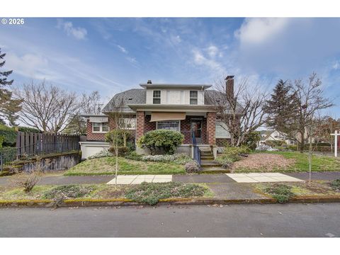 2814 WASHINGTON ST Vancouver WA 98660