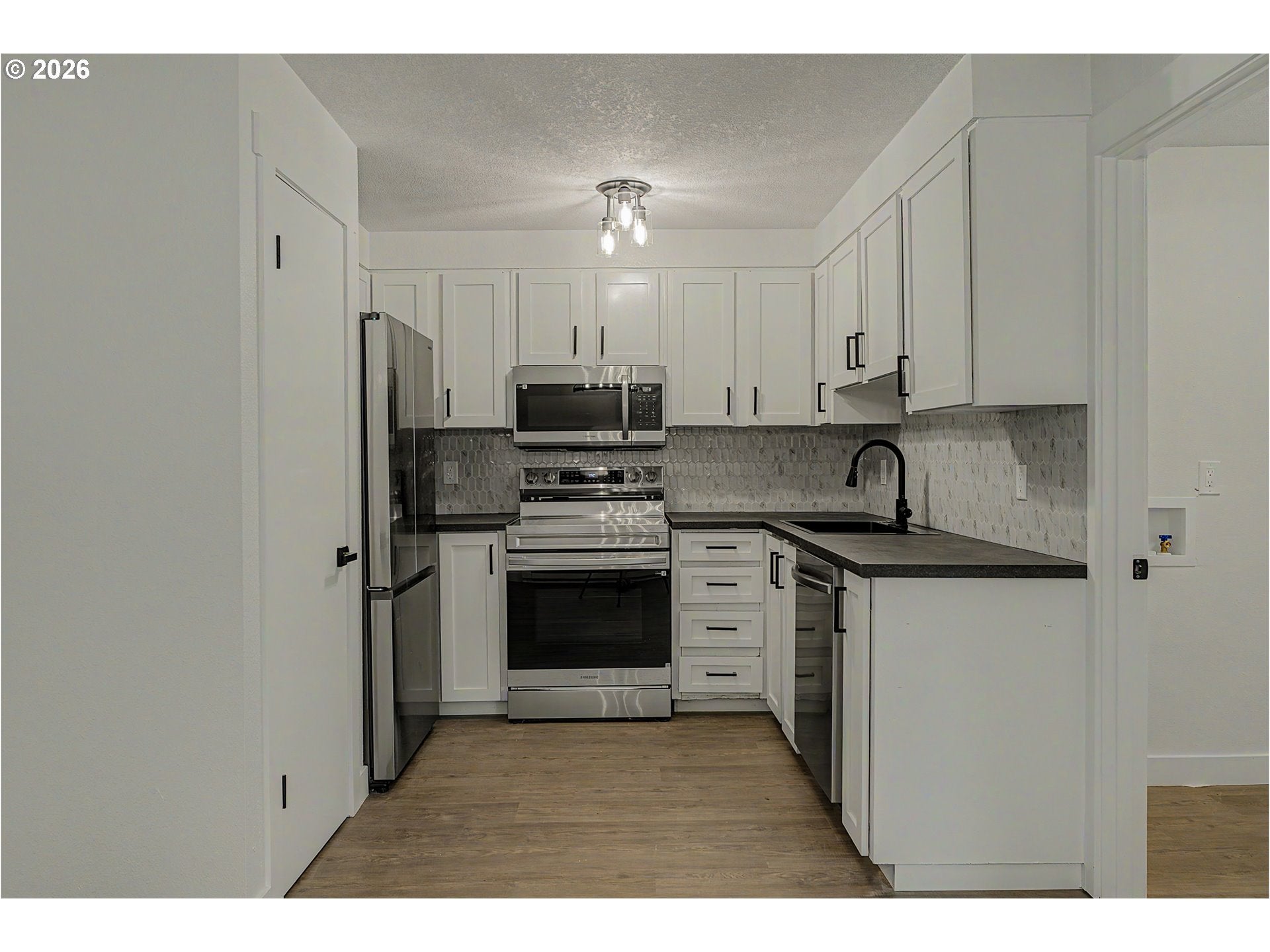 18435 NE GLISAN ST 10