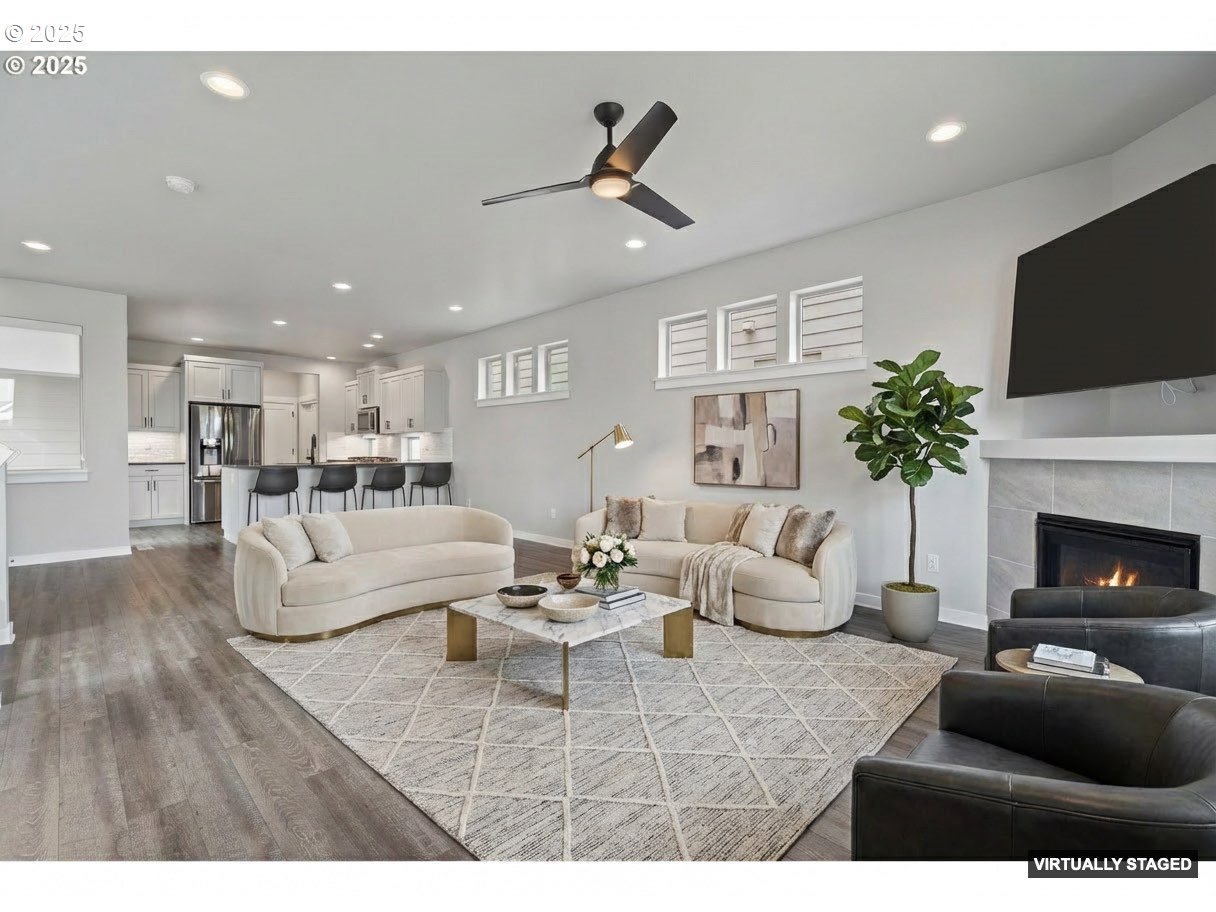 8058 SE REDDINGTON ST