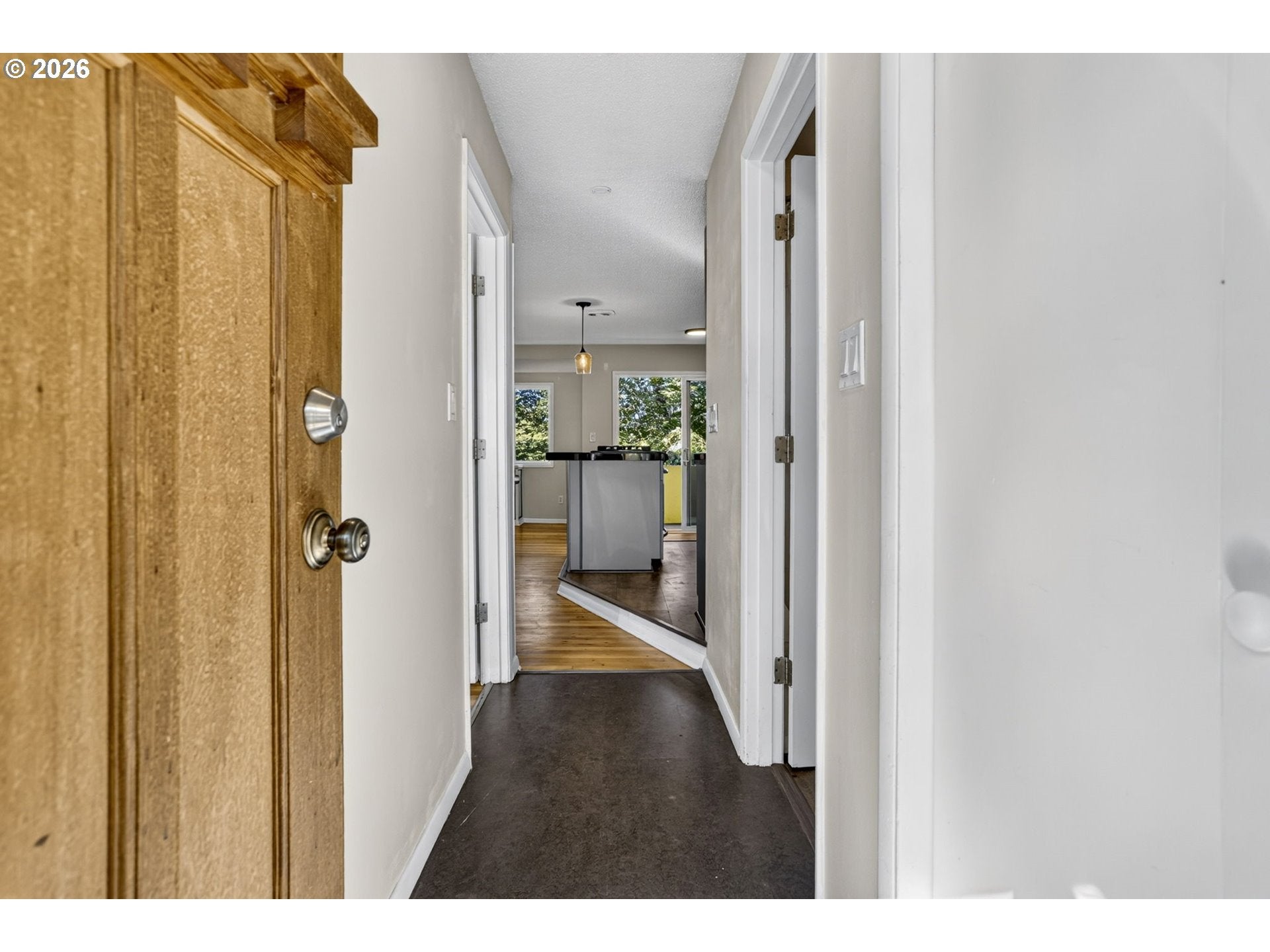 925 NE 68TH AVE