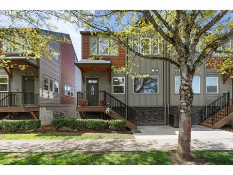 16823 CHAMPION WAY Sandy OR 97055