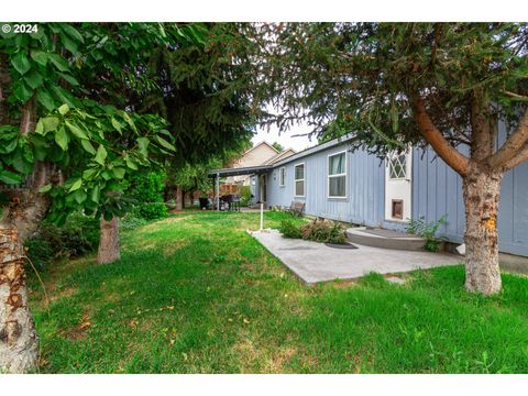 A home in Hermiston