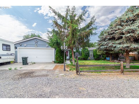 A home in Hermiston