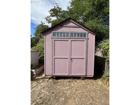 Tiny photo for 123 W 2nd St, Lowell, OR 97452 (MLS # 151935594)