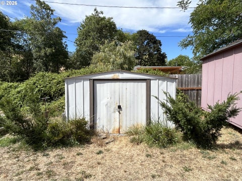 Tiny photo for 123 W 2nd St, Lowell, OR 97452 (MLS # 151935594)