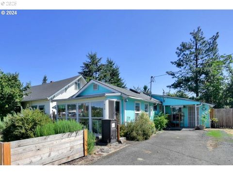 416 S 10TH ST Cottage Grove OR 97424