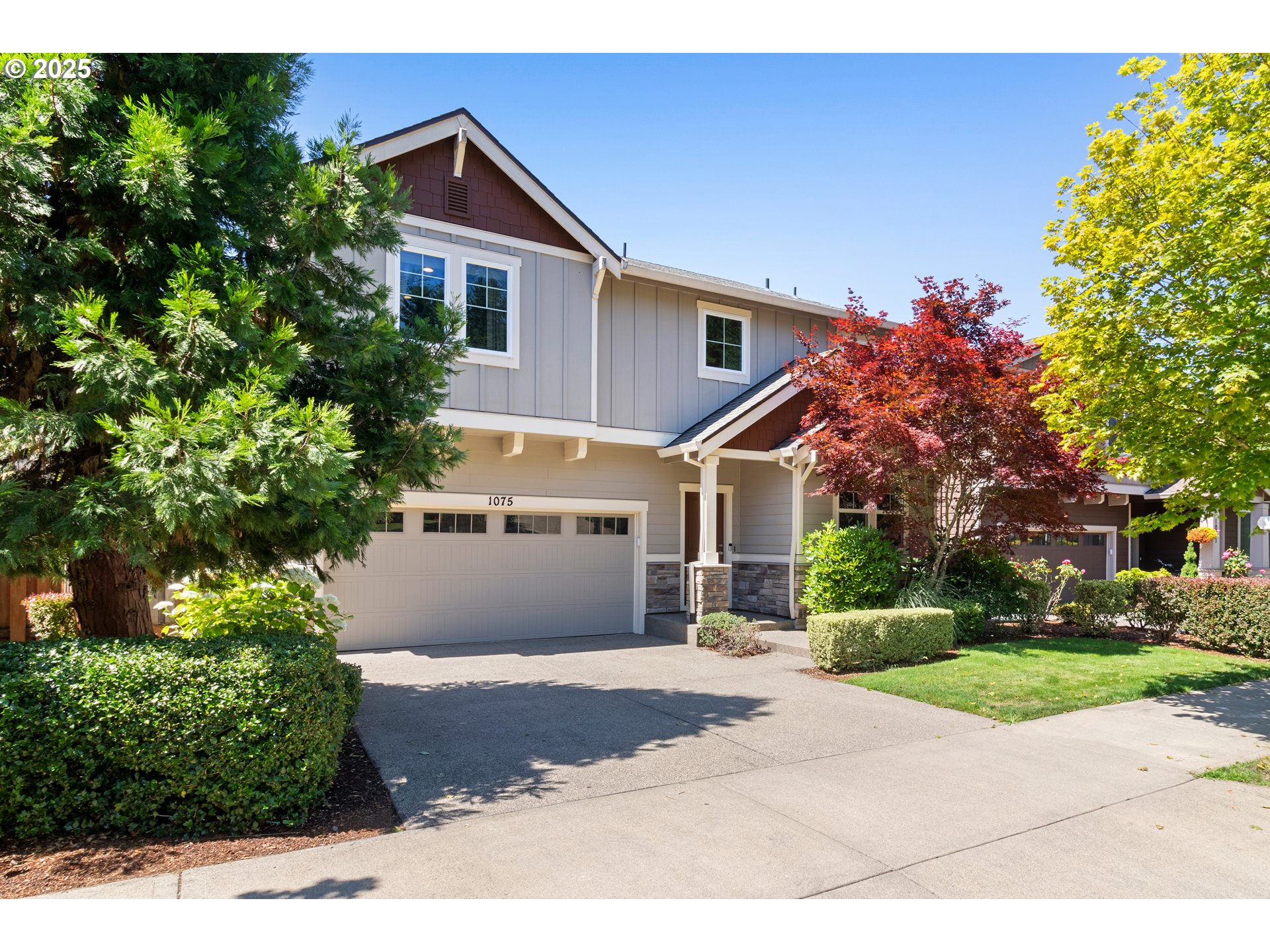 1075 Epperly WAY