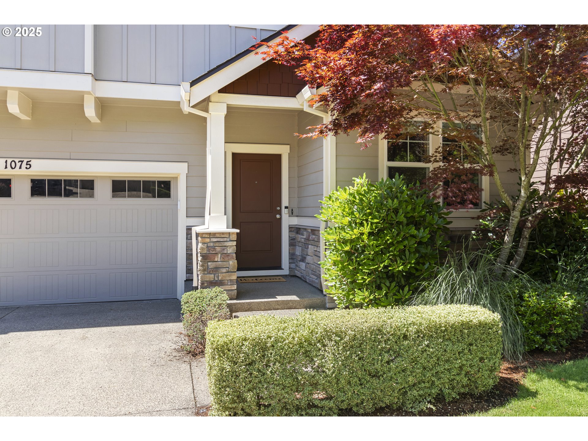 1075 Epperly WAY