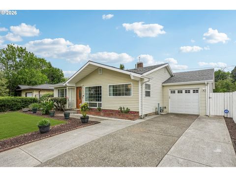 7918 SE LINCOLN ST Portland OR 97215