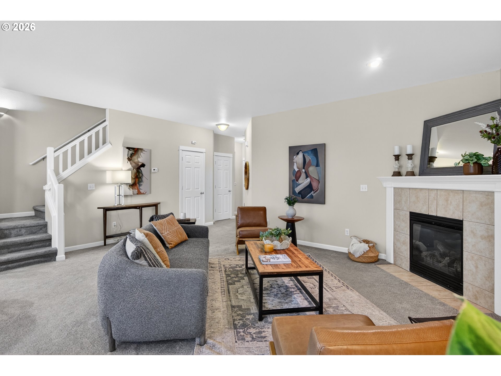 212 NW GLENCORY ST