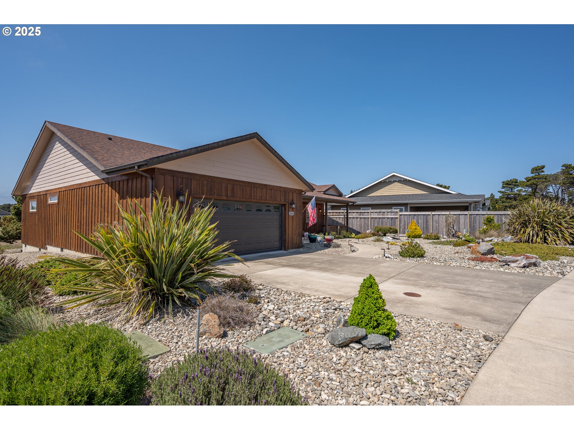 2686 CEDAR LOOP DR